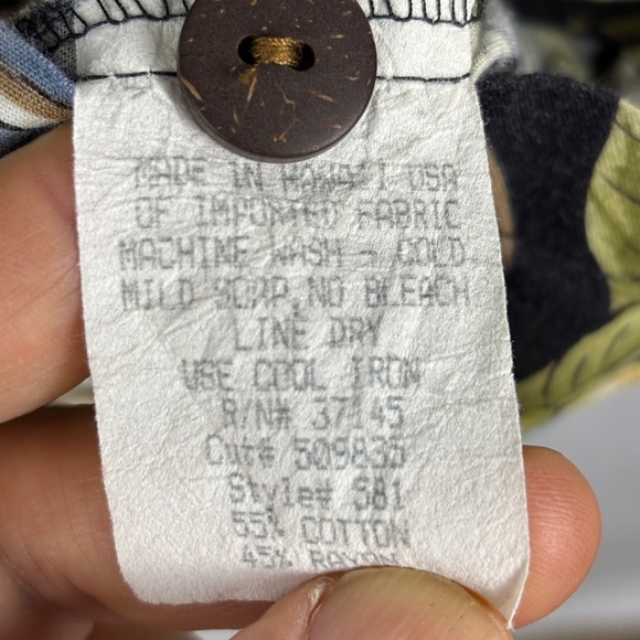 VTG Hilo Hattie Hawaiian Shirt Men ButtonUp Sz L Short Sleeve Aloha Tropical USA - Picture 5 of 7